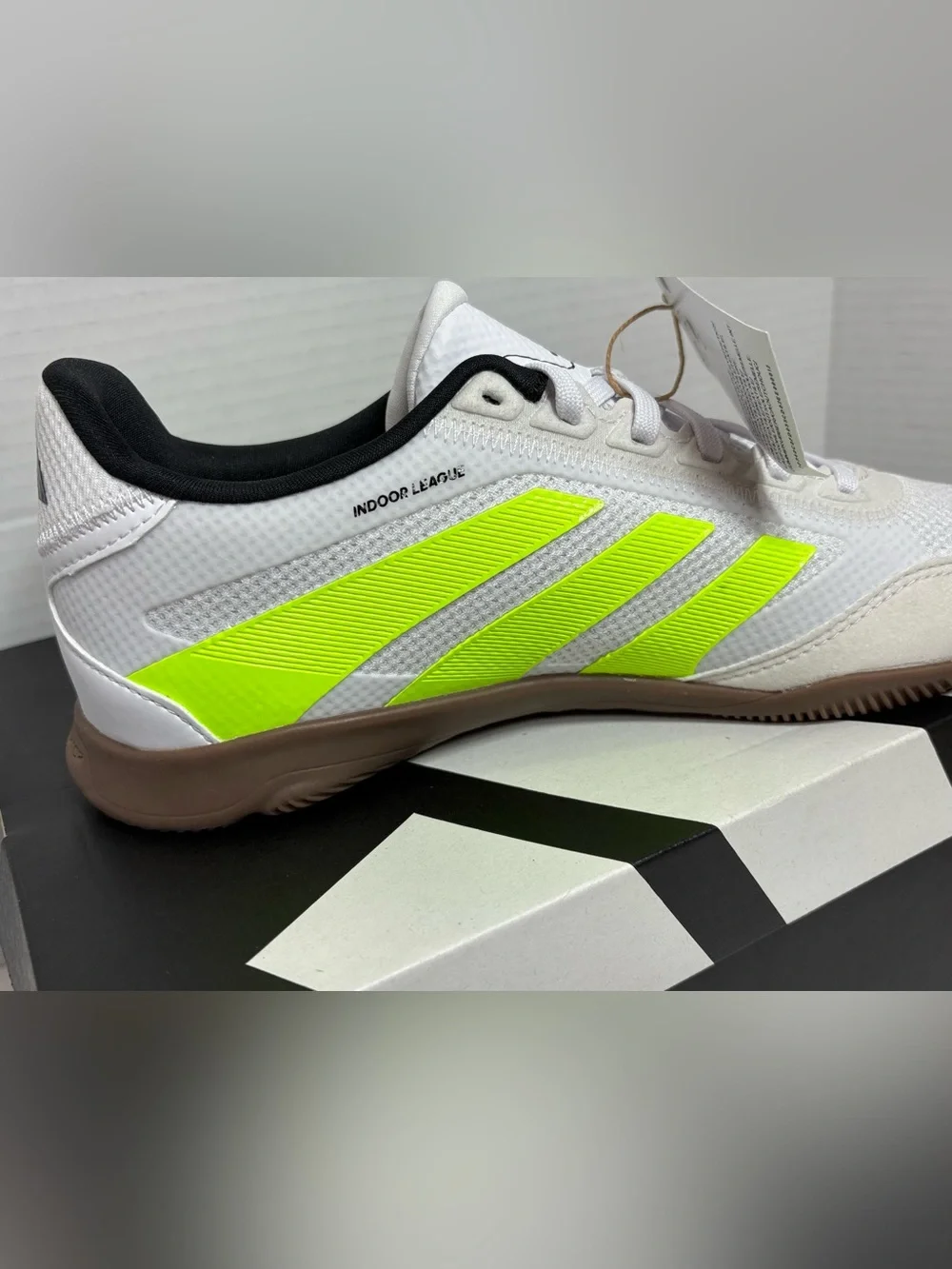 adidas Predator Indoor Soccer Shoes Sneakers JI1159 White Neon Yellow Men’s 5.5